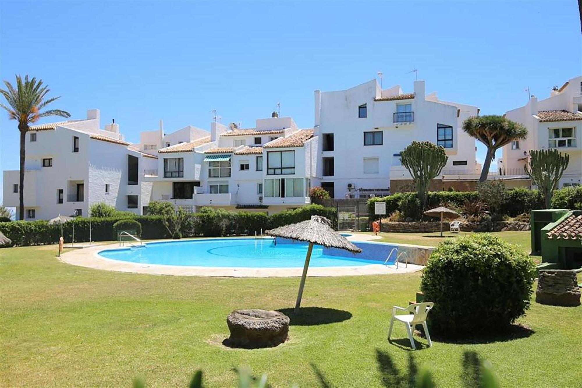 Beachhouse Galore Estepona Ngoại thất bức ảnh